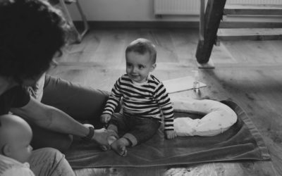 Le massage de Bébé avec Séverine Gevisier